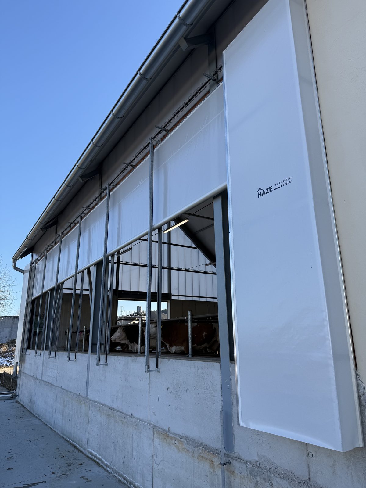 Boční ventilační systém typu C - rolovací stěna, realizace HAZE
